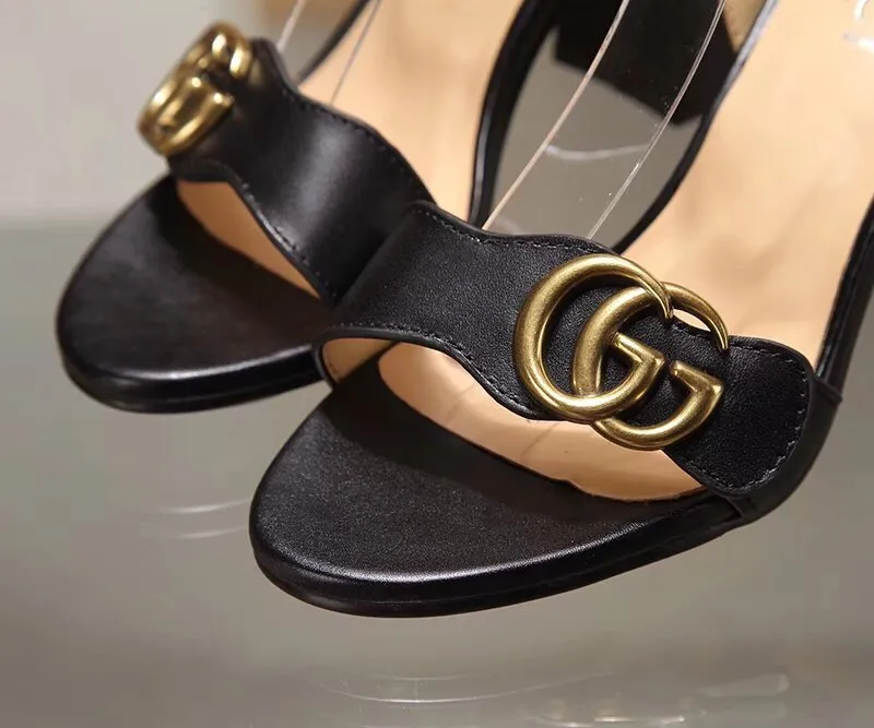 👟👟Ex-factory price 520👟👟 Women's Shoes Women's Clothing Gucci (GUCCI) official website 1:1 exquisite bronze buckle new summer one-line sandals are very well made and reassuring. The leather is shiny and tough. Comfortable and super comfortable to walk. It meets the actual needs of the public and is easy to control. Recommended fabric: first-layer cowhide lining/feet: sheepskin 🐑 genuine leather outsole. Heel height: 8cm. Color: gold, light gold, black, white, red, apricot. Size: 34-39 (sizes 40 and 41 need to be customized). Comes with receipt.